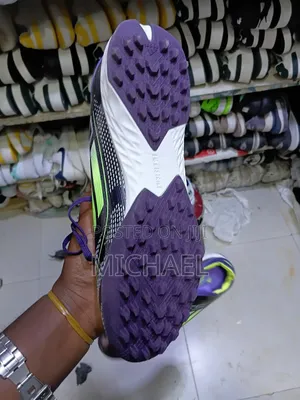 Man's Sports Shoes