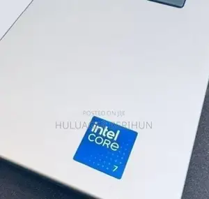New Laptop HP OmniBook 5 Flip 16GB Intel Core i7 SSD 512GB