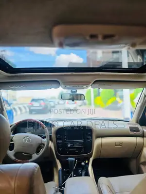 Toyota Land Cruiser 2002 Black