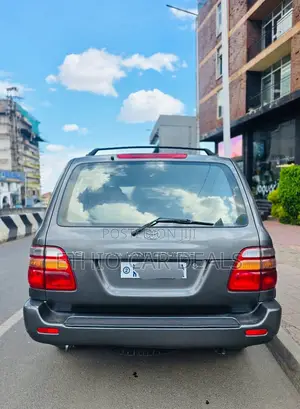 Toyota Land Cruiser 2002 Black