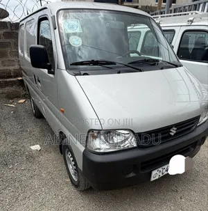 Suzuki Eeco 2023 Silver