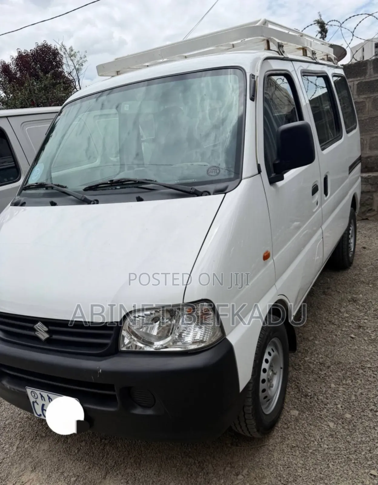 Suzuki Eeco 2024 White