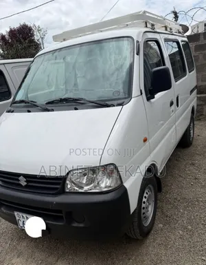 Suzuki Eeco 2024 White