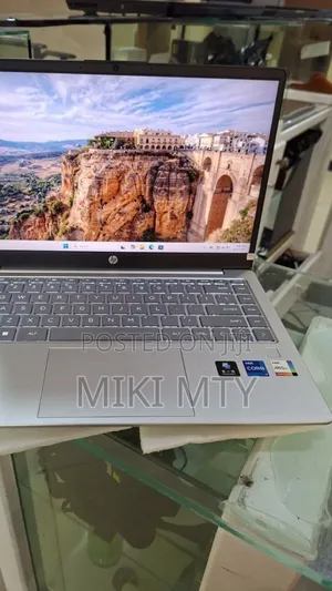 New Laptop HP Stream Notebook 16GB Intel Core i7 SSD 512GB
