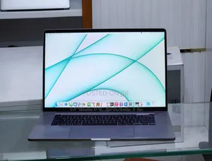 New Laptop Apple MacBook Pro 2019 32GB Intel Core i9 SSD 512GB