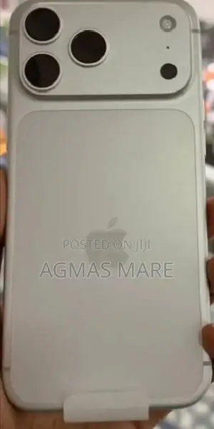 New Apple iPhone 17 Pro Max 256 GB White