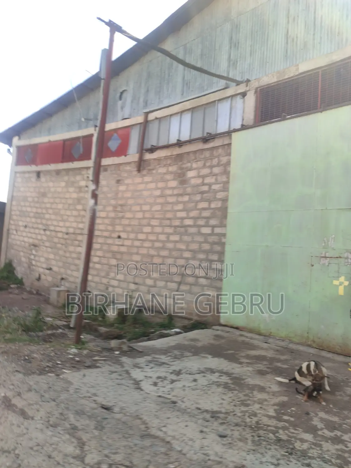 Ware House Rent for Fabric and Other