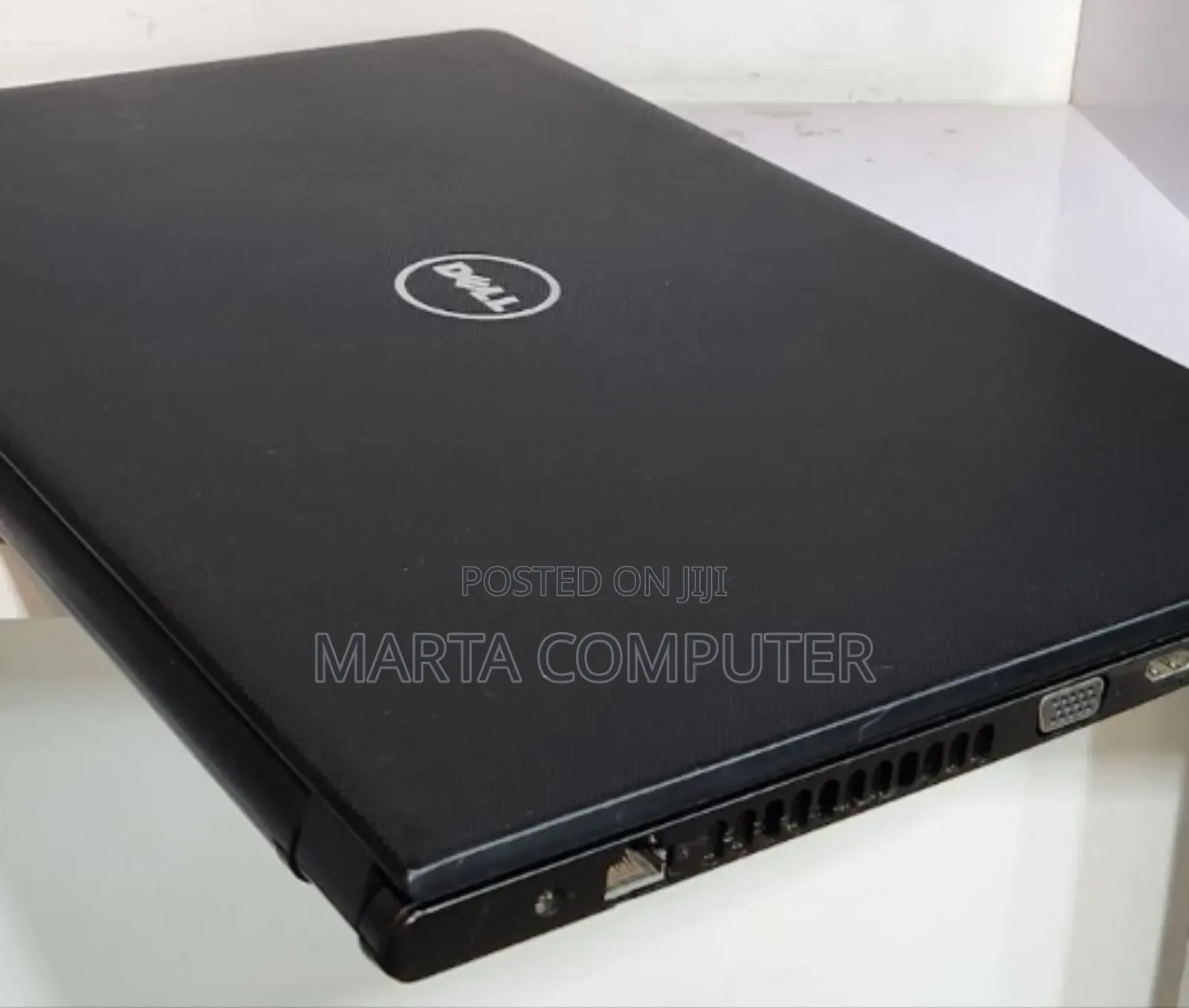 New Laptop Dell Vostro 15 3000 4GB Intel Core i5 SSD 500GB