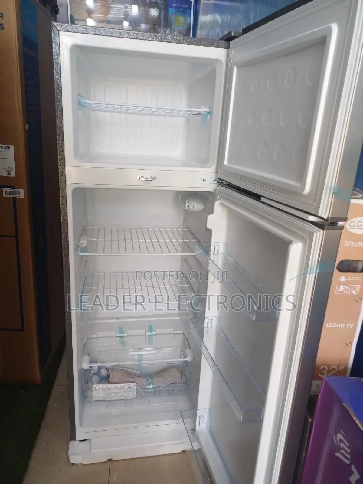 Popular Refrigerator 300 Liter