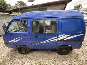 Car 2004 Blue