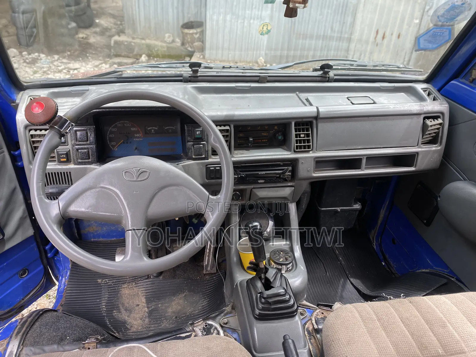 Car 2004 Blue
