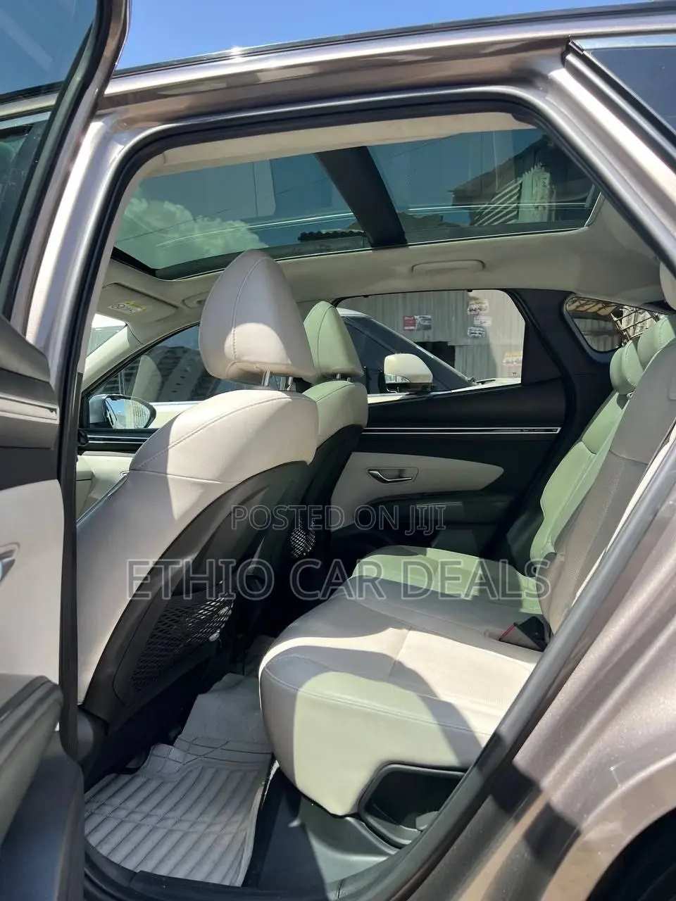 Hyundai Tucson 2021 Brown