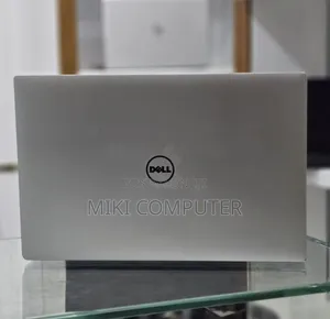 New Laptop Dell Precision 5540 16GB Intel Core i7 SSD 512GB