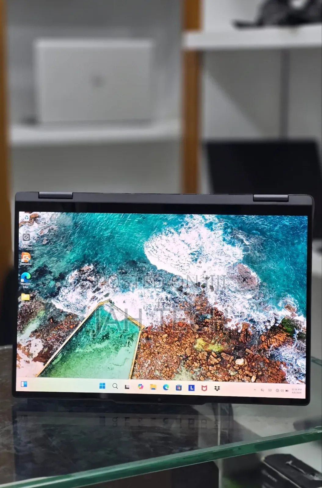 New Laptop Lenovo Yoga 7i 16GB Intel Core Ultra 7 SSD 1T