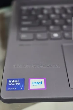 New Laptop Lenovo Yoga 7i 16GB Intel Core Ultra 7 SSD 512GB