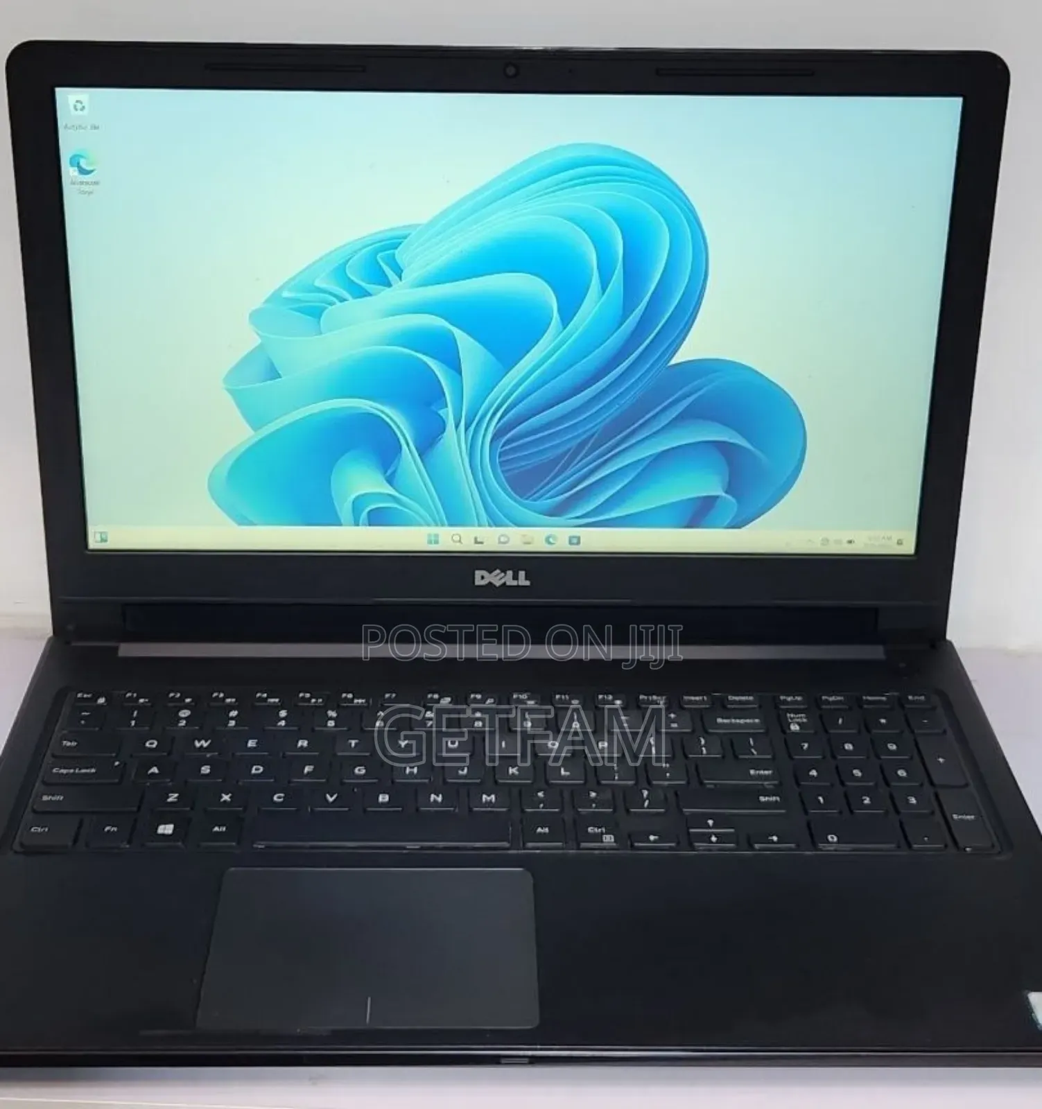 New Laptop Dell Inspiron 15 4GB Intel Core i5 HDD 500GB