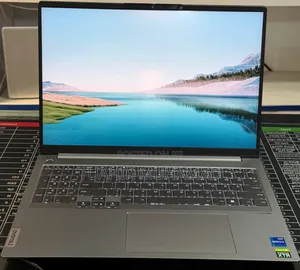 New Laptop Asus Vivobook 16 32GB Intel Core i7 SSD 512GB