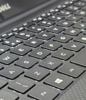 New Laptop Dell Latitude 5530 16GB Intel Core i7 SSD 512GB