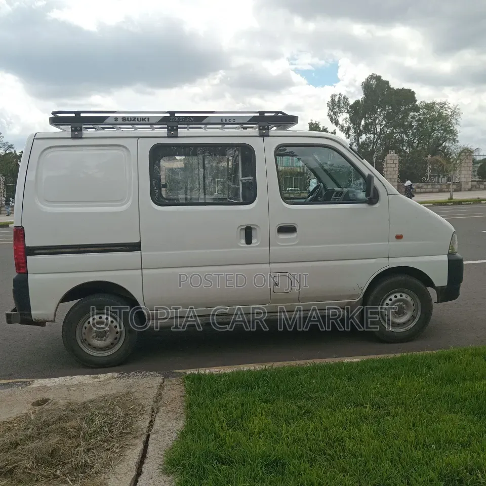 Suzuki Eeco 2025