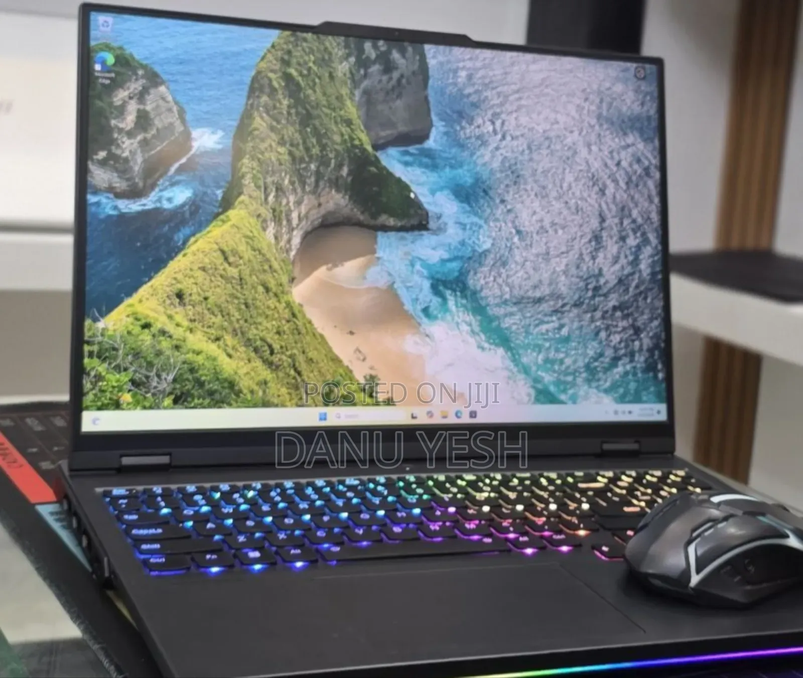 New Laptop Lenovo Legion Pro 7 12GB Intel Core i9 SSD 1T