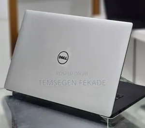 New Laptop Dell Precision 5520 16GB Intel Core i7 SSD 512GB
