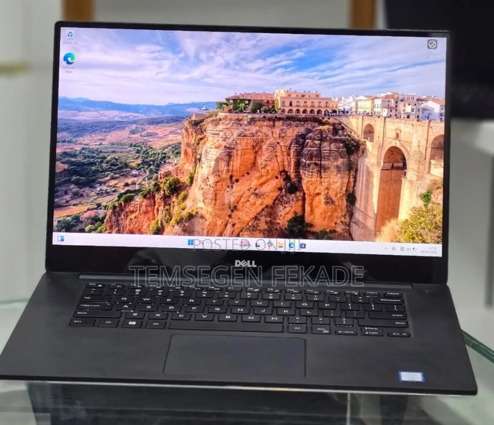 New Laptop Dell Precision 5520 16GB Intel Core i7 SSD 512GB
