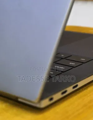 New Laptop Dell Precision 5560 16GB Intel Core i7 SSD 512GB