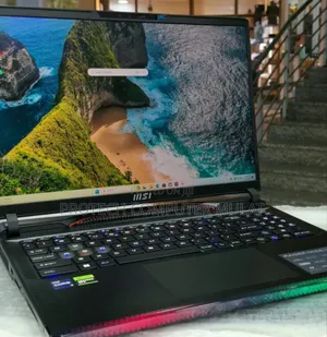 New Laptop MSI Raider GE68HX 13VI-202US 32GB Intel Core i9 SSD 1T