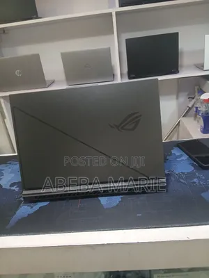 New Laptop Asus ROG Strix G17 32GB Intel Core i9 SSD 1T