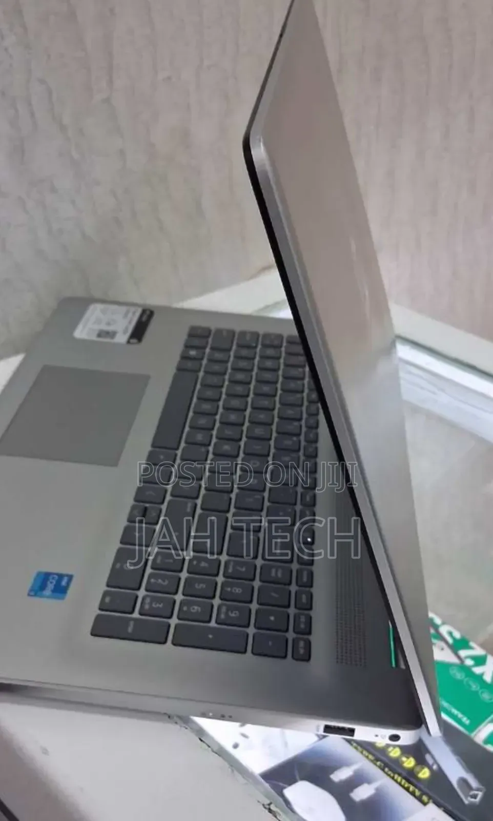 New Laptop HP Stream Notebook 8GB Intel Core i3 SSD 256GB