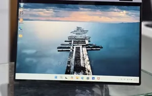 New Laptop Lenovo Yoga 7i 16GB Intel Core Ultra 7 SSD 512GB