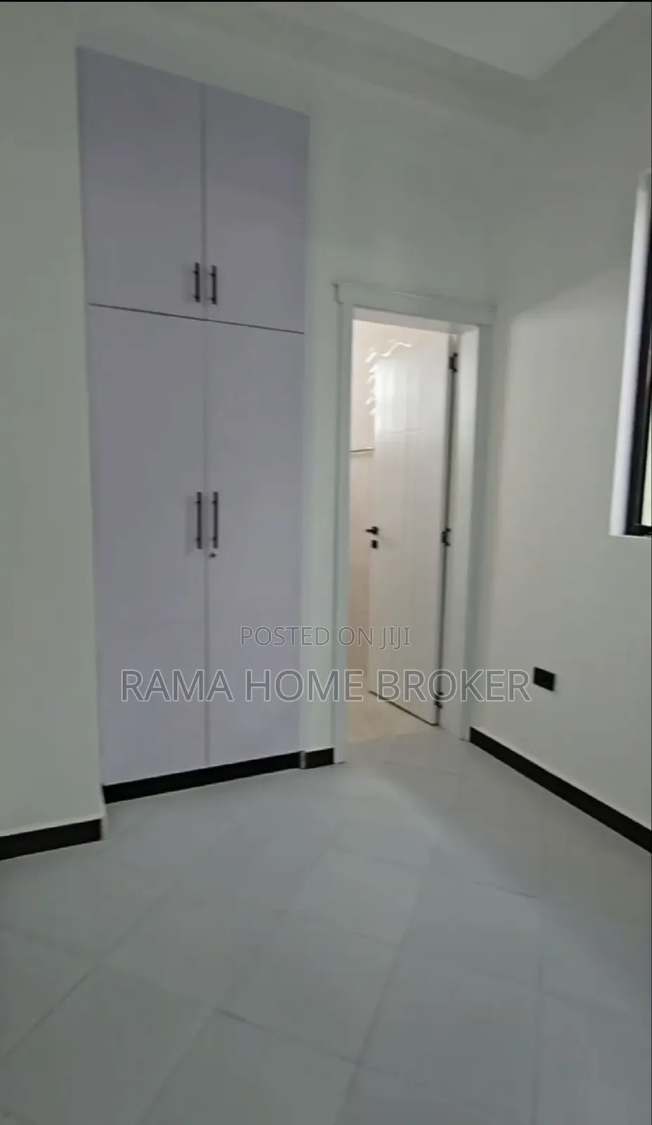 Furnished 3bdrm Villa in አያት ዞን አካባቢ, Yeka for sale