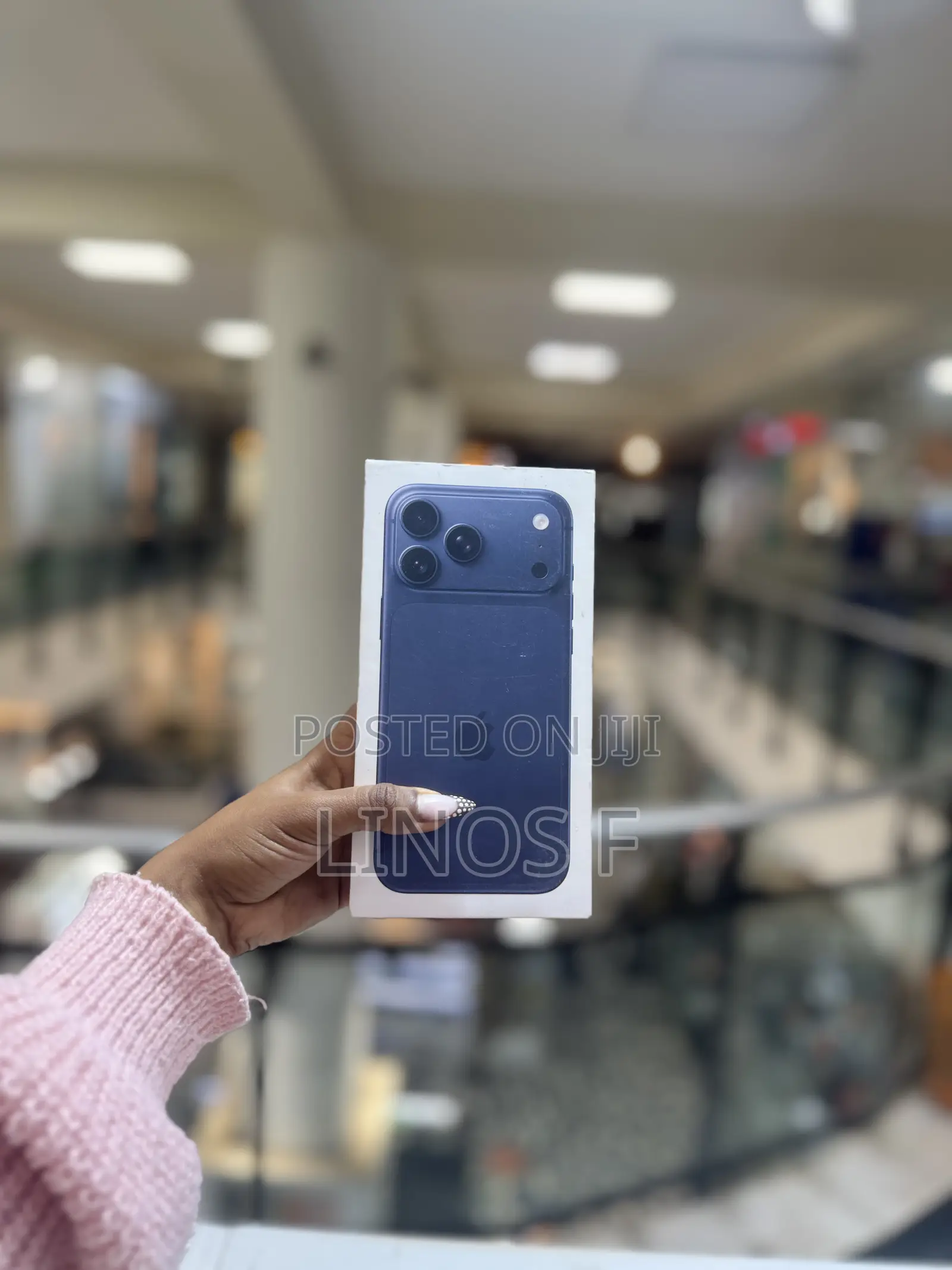 New Apple iPhone 17 Pro Max 256 GB Blue