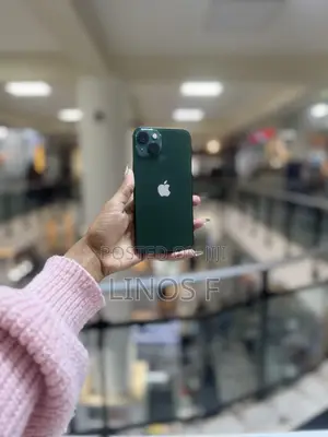 Apple iPhone 13 128 GB Green
