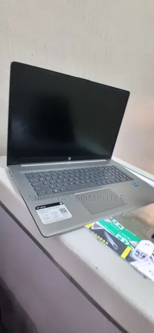 New Laptop HP Stream Notebook 8GB Intel Core i3 SSD 256GB