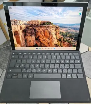 New Laptop Microsoft Surface Pro 7 16GB Intel Core i7 SSD 256GB