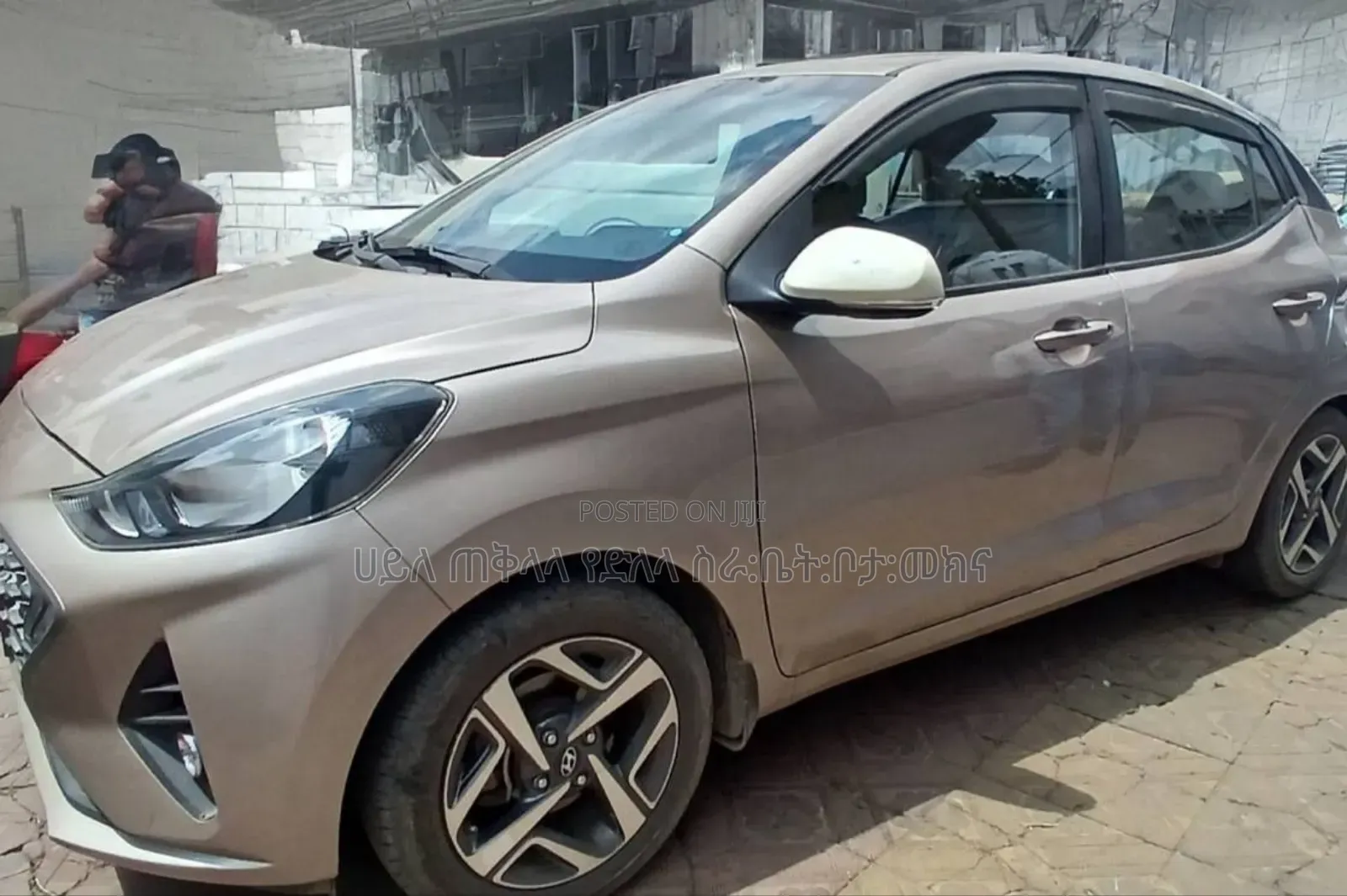 Hyundai I10 2022 Gold