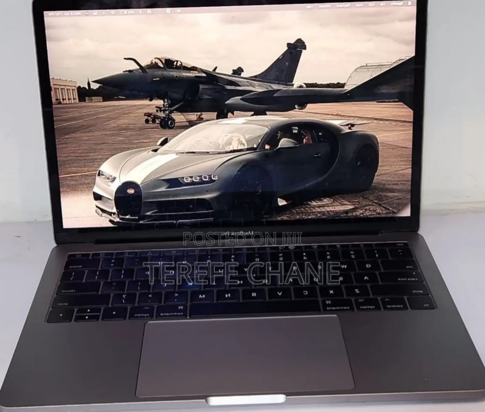 New Laptop Apple MacBook Pro 2019 8GB Intel Core i5 SSD 256GB