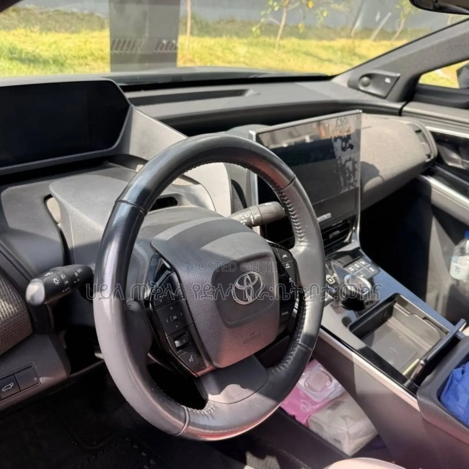 Toyota bZ4X 2025 Gray