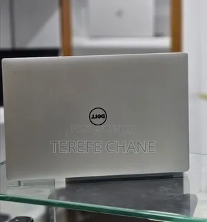 New Laptop Dell Precision 5530 16GB Intel Core i7 SSD 512GB