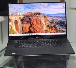 New Laptop Dell Precision 5520 16GB Intel Core i7 SSD 512GB