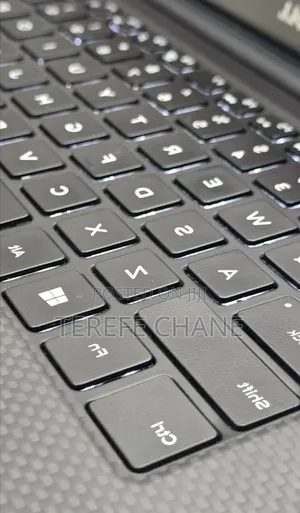 New Laptop Dell Precision 5520 16GB Intel Core i7 SSD 512GB