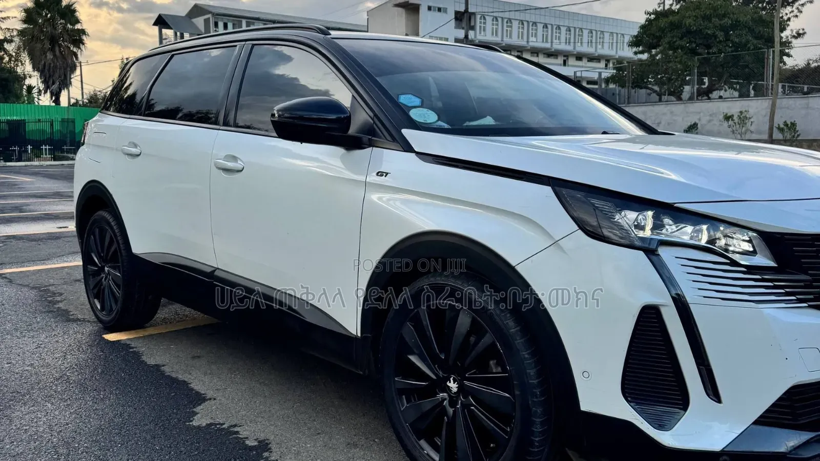 Peugeot 5008 2022 Off white