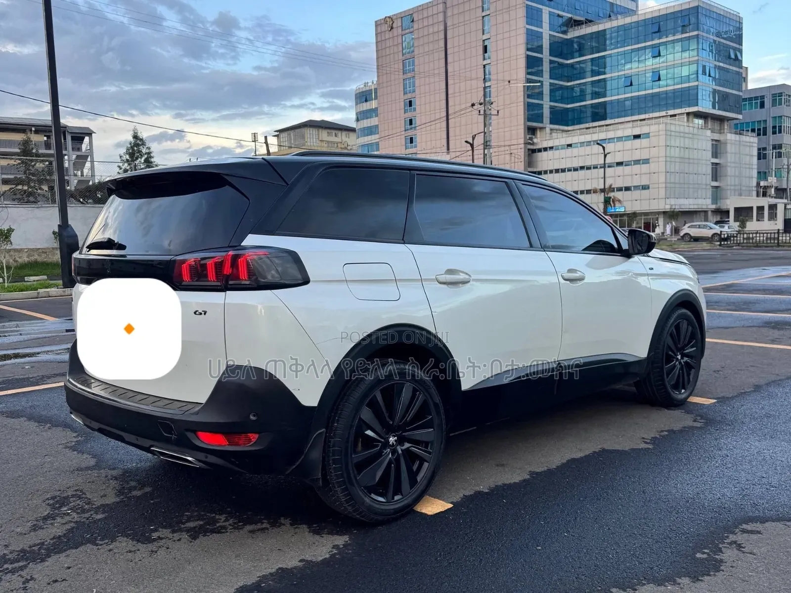 Peugeot 5008 2022 Off white