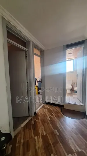 3bdrm Condo in 40/60, Bole for sale