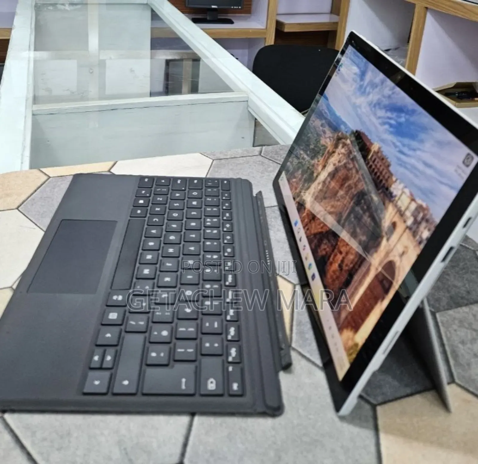 New Laptop Microsoft Surface Pro 7 16GB Intel Core i7 SSD 256GB