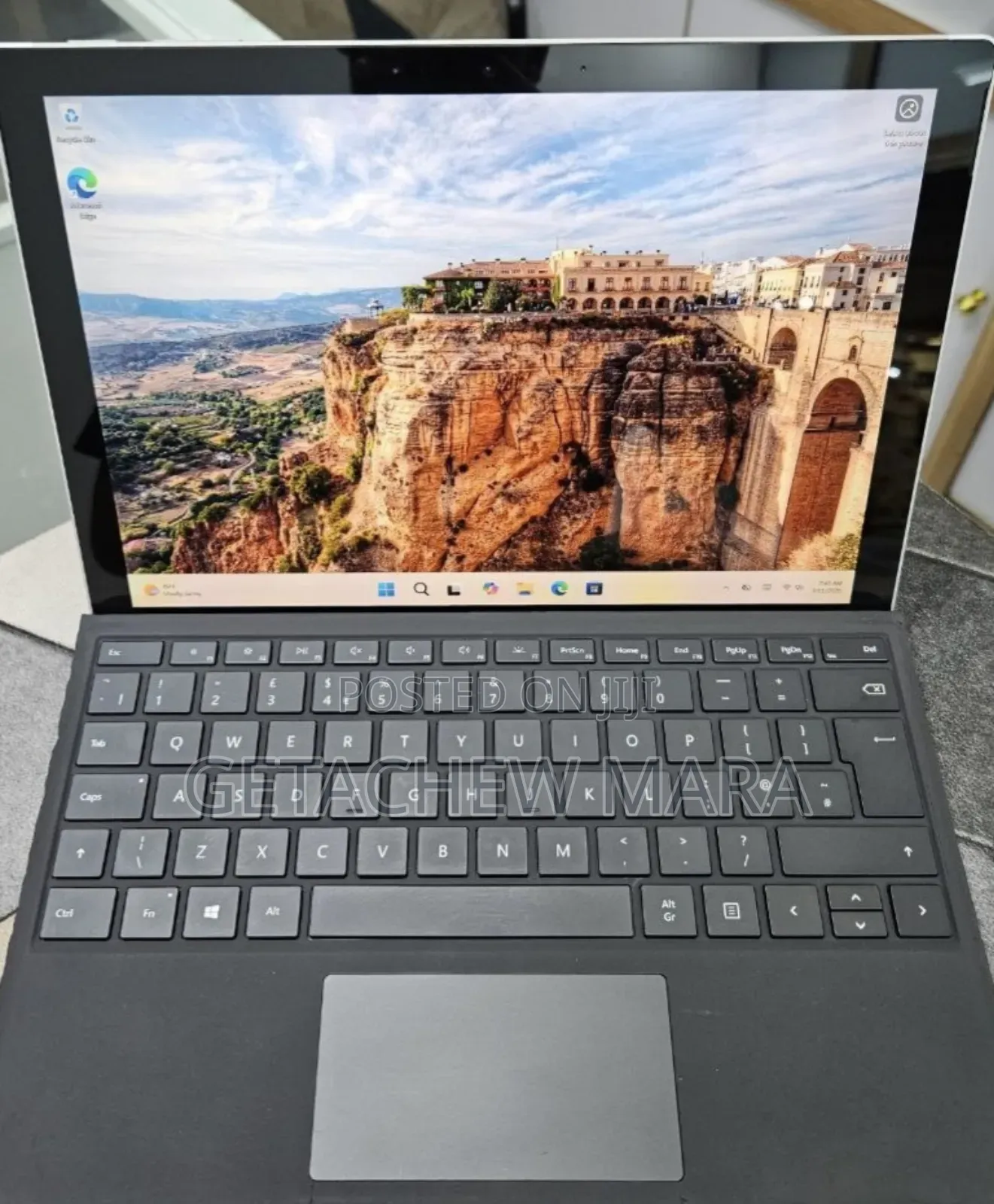 New Laptop Microsoft Surface Pro 7 16GB Intel Core i7 SSD 256GB