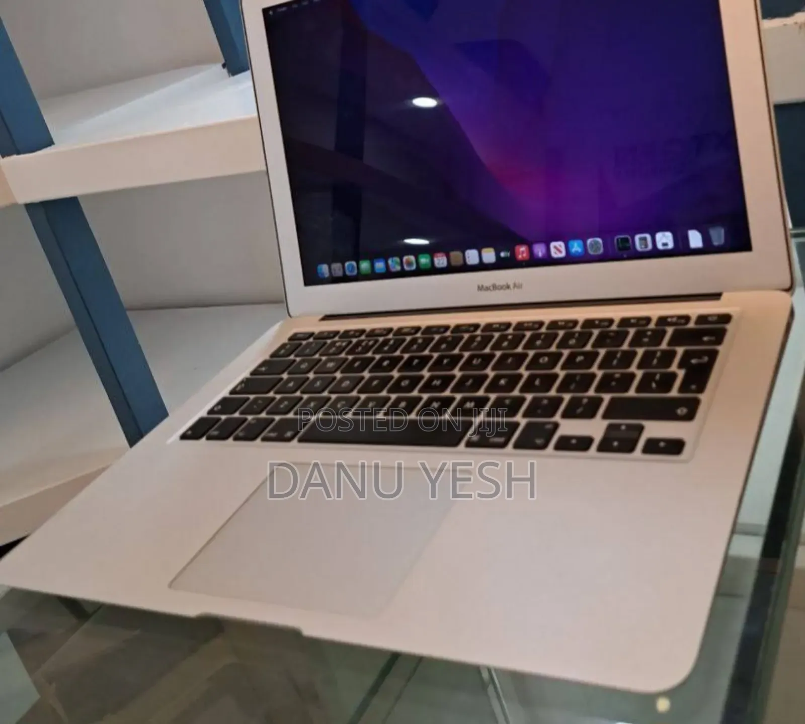 New Laptop Apple MacBook Air 2017 8GB Intel Core i5 SSD 128GB