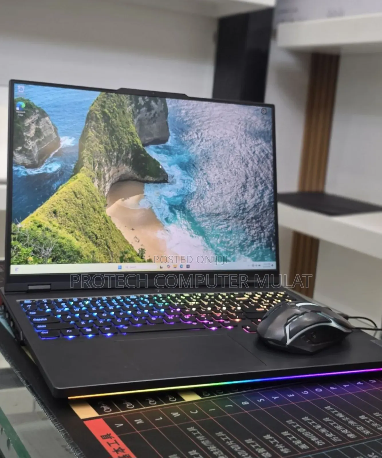 New Laptop Lenovo Legion Pro 7 48GB Intel Core i9 SSD 1T