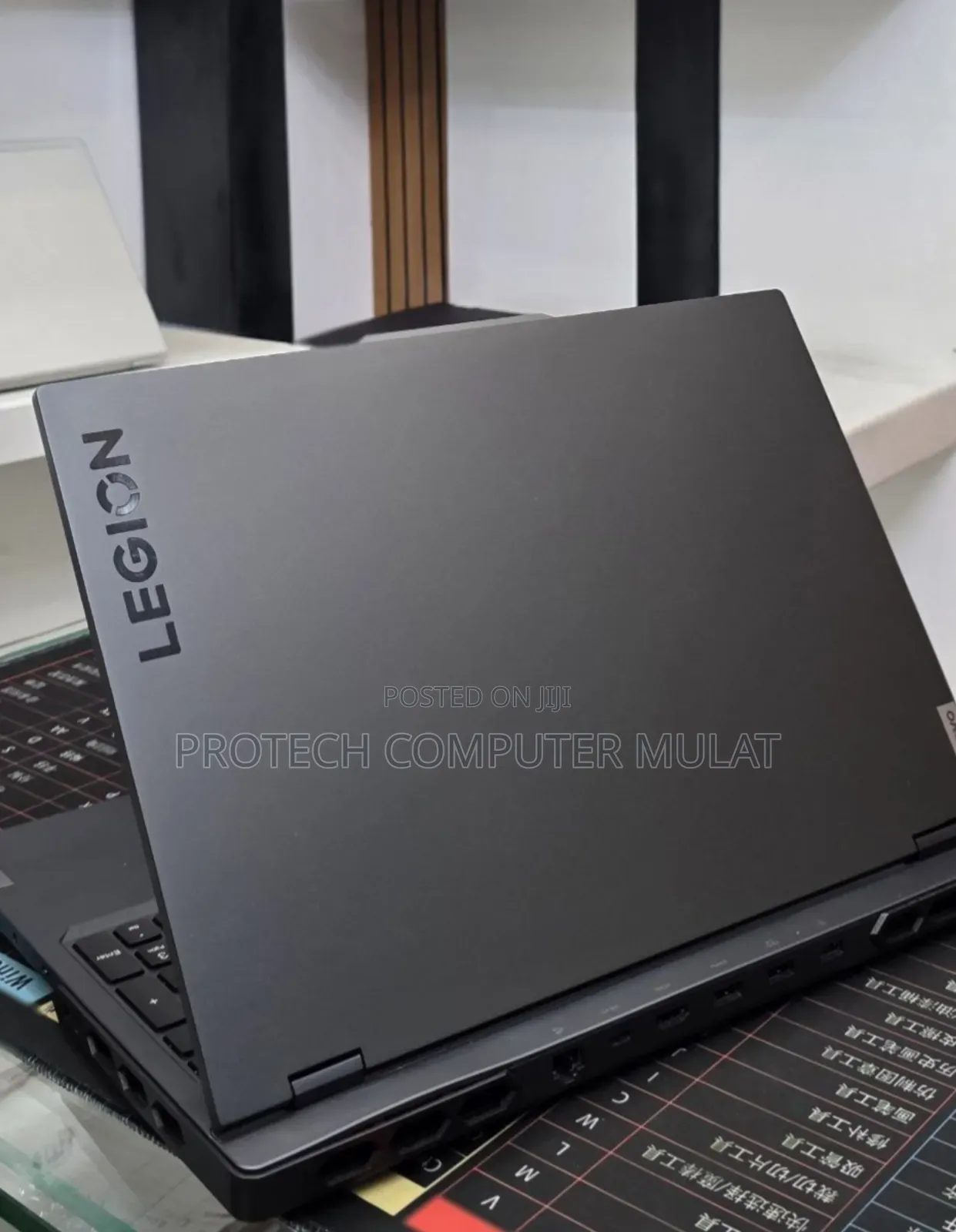 New Laptop Lenovo Legion Pro 7 48GB Intel Core i9 SSD 1T